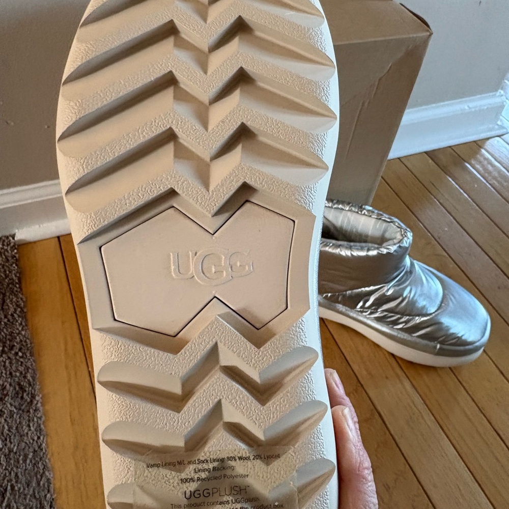 UGG Metallic Silver Boots - Picture 2 of 5